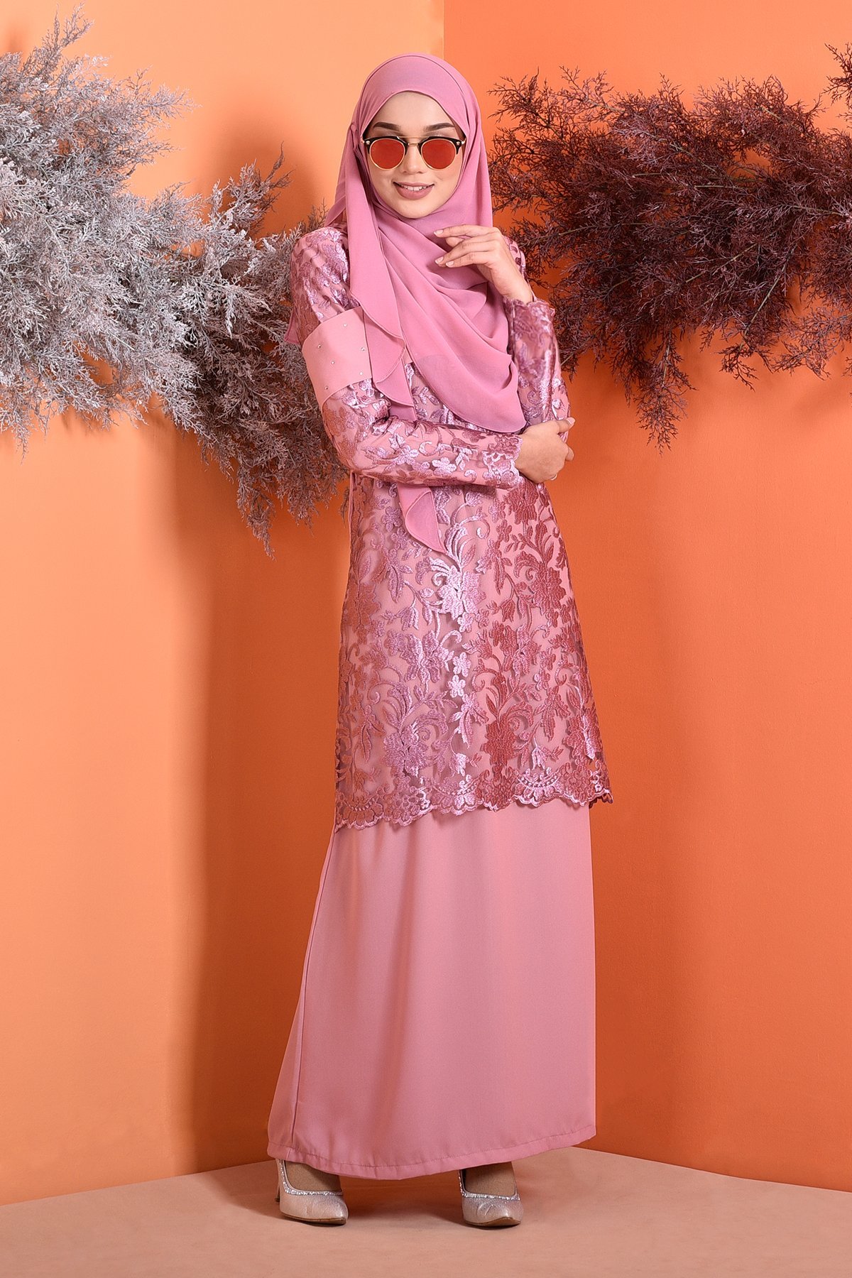 Abaya Lace Lorna - Luxury Pink