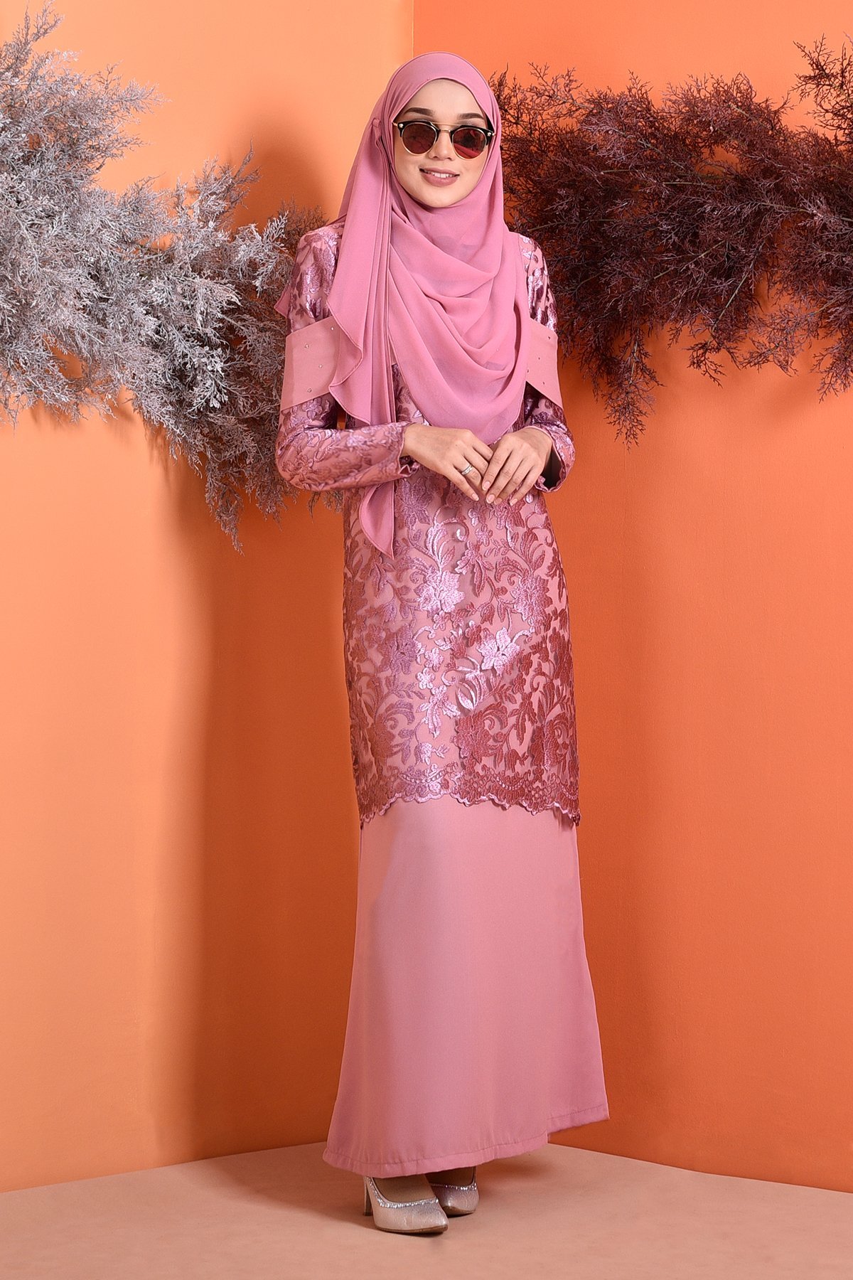 Abaya Lace Lorna - Luxury Pink