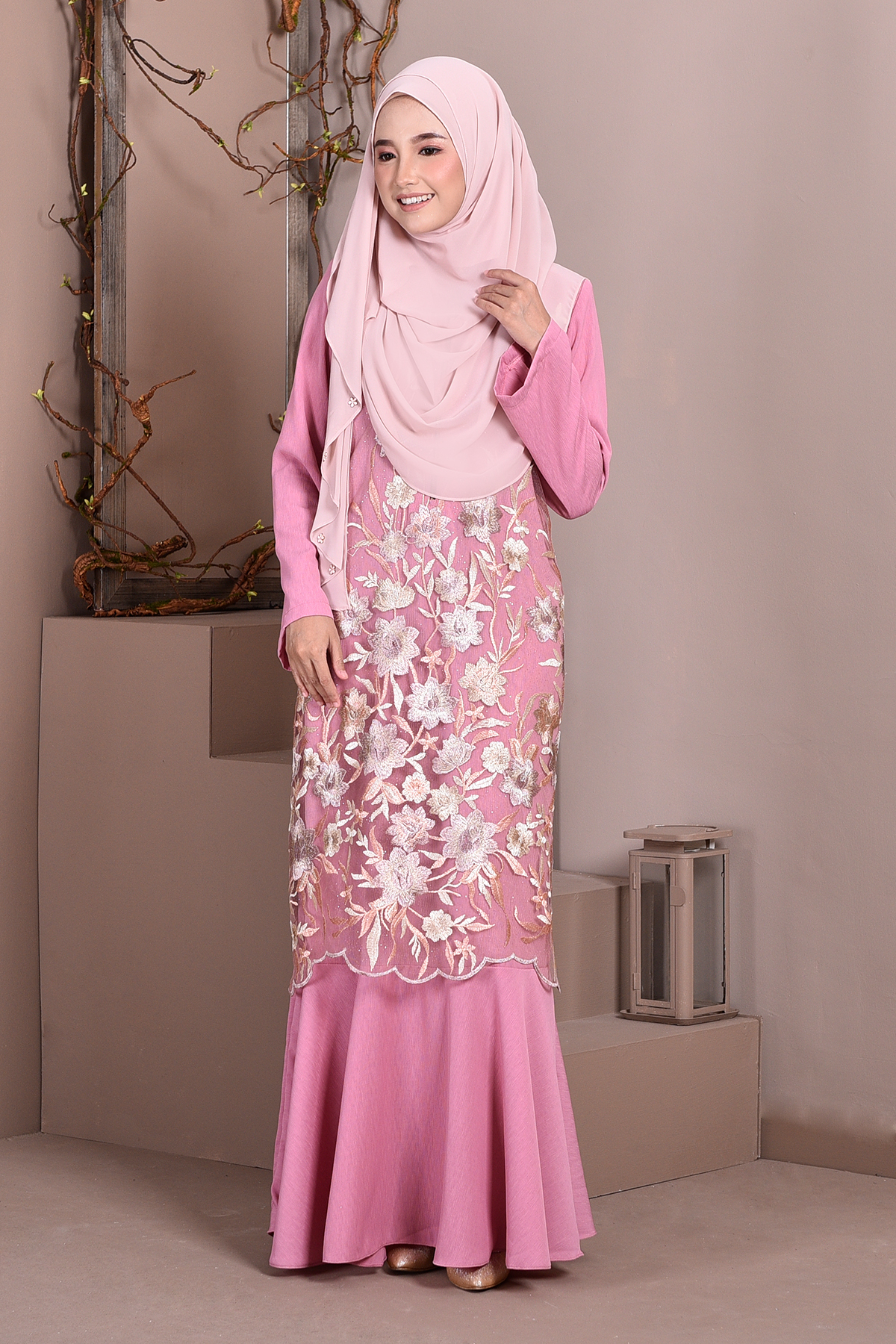 Abaya Lace Mermaid Elsa - Gummy Pink