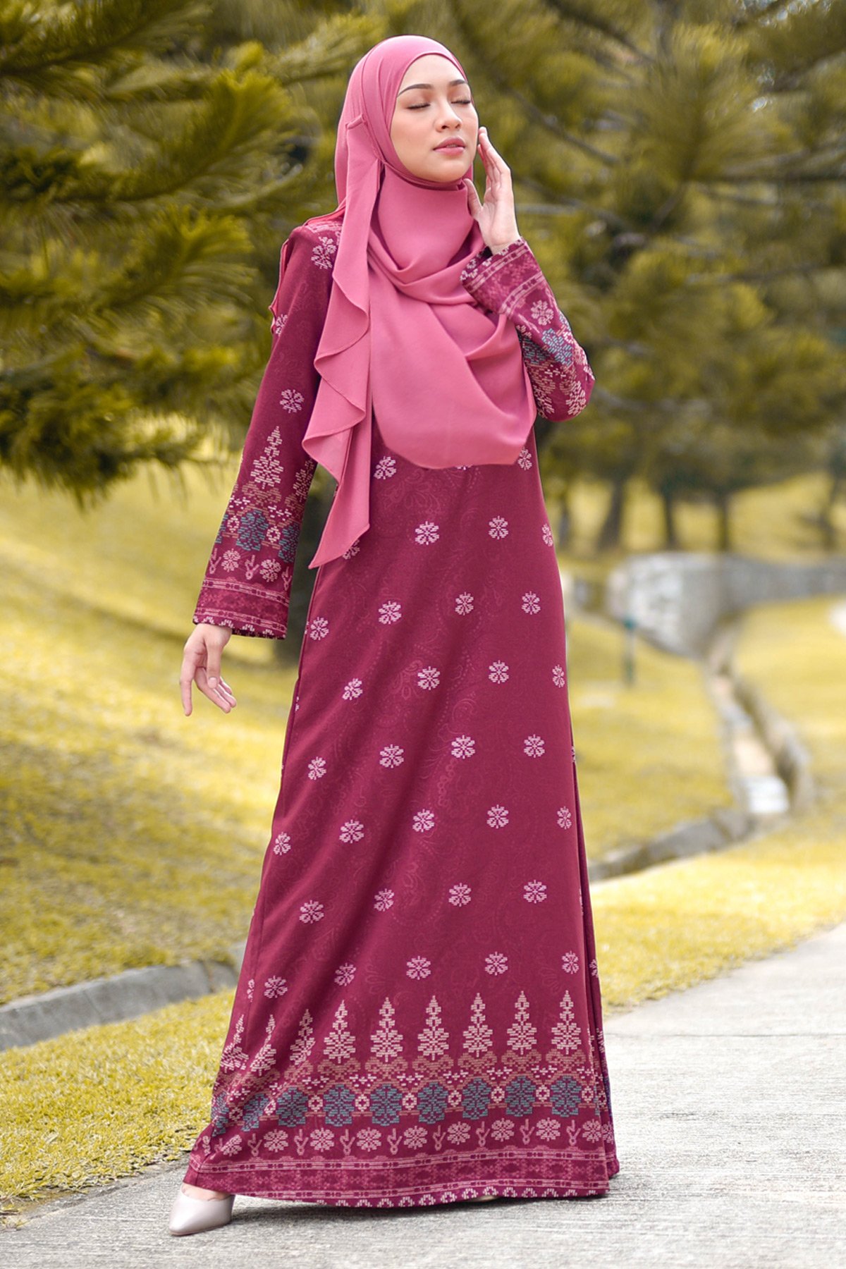 Abaya Songket Amelia - Maroon