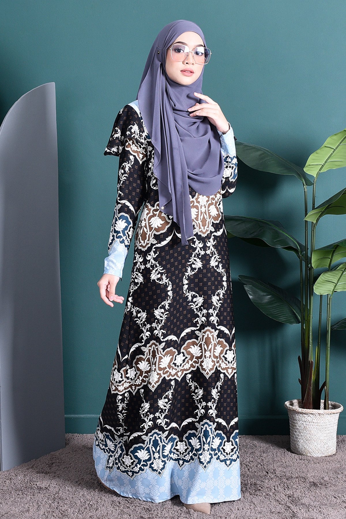 Abaya Suri - Deep Black