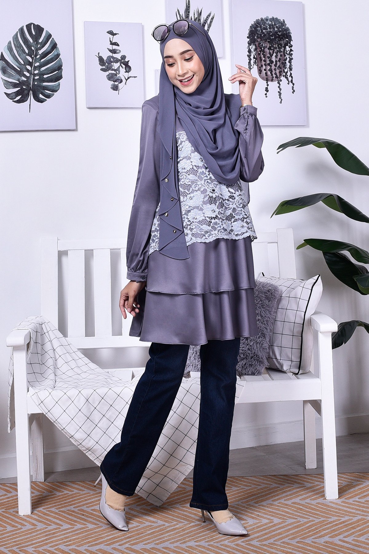 Blouse Lace Baini II - Steel Grey