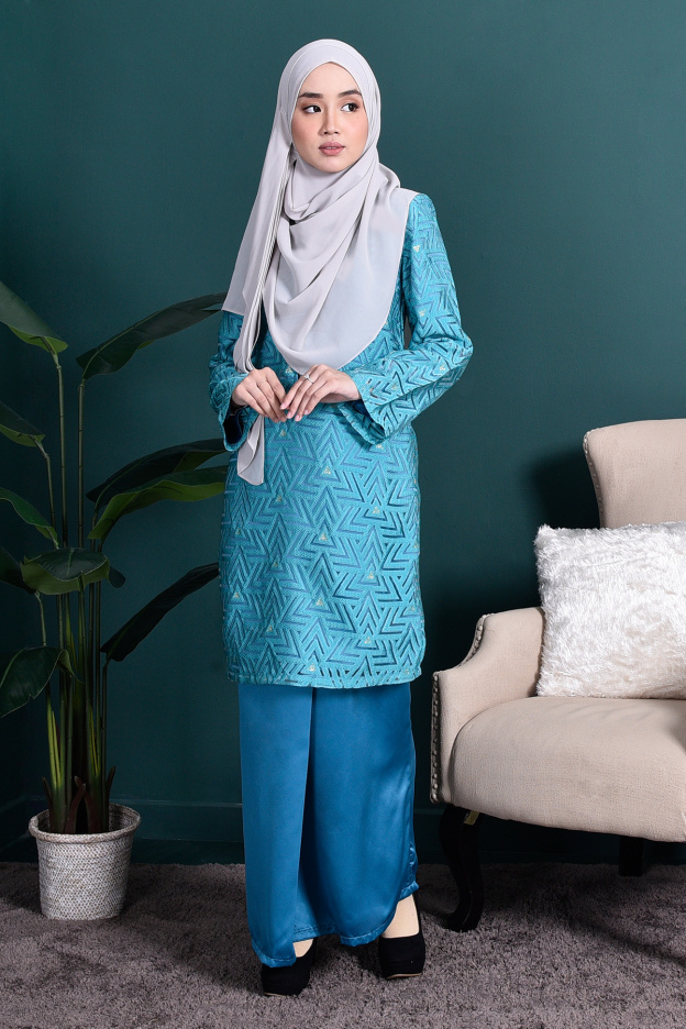 Baju Kurung Lace Adrina - Turquoise Blue