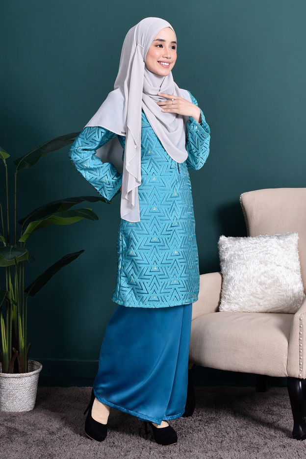Baju Kurung Lace Adrina - Turquoise Blue
