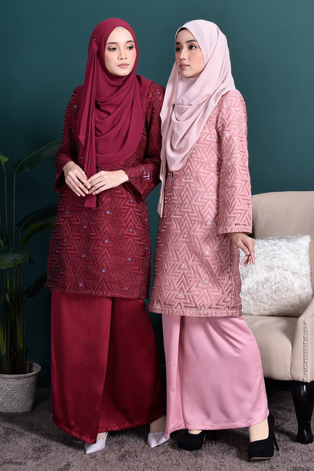 Baju Kurung Lace Adrina - Ballerina Pink