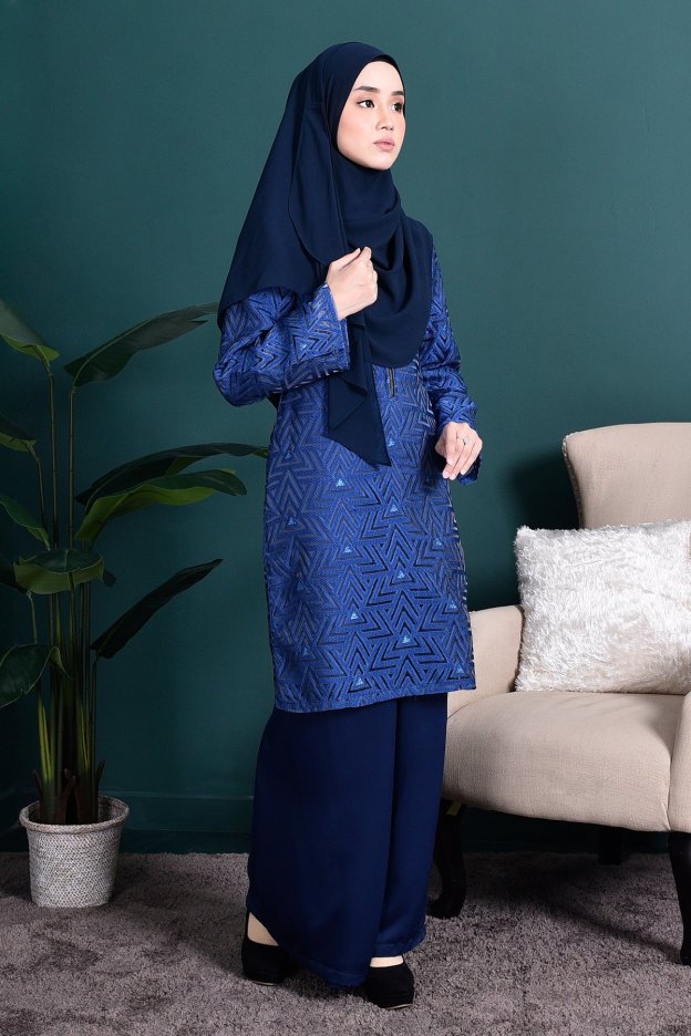 Baju Kurung Lace Adrina - Navy Blue