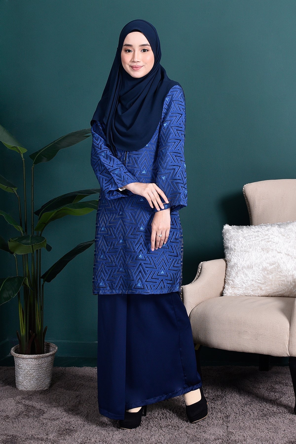 Baju Kurung Lace Adrina - Navy Blue