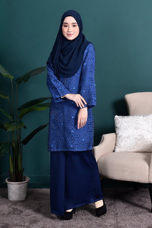 Baju Kurung Lace Adrina - Navy Blue