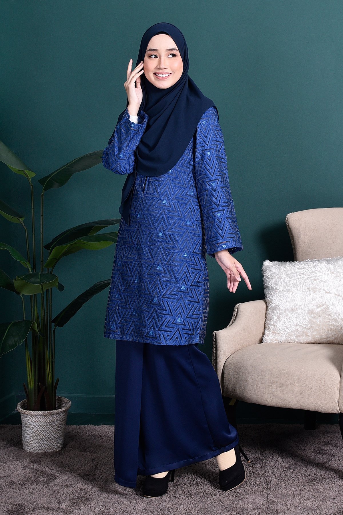 Baju Kurung Lace Adrina - Navy Blue
