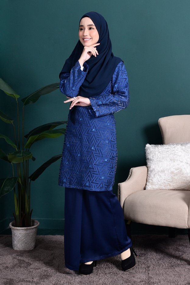 Baju Kurung Lace Adrina - Navy Blue
