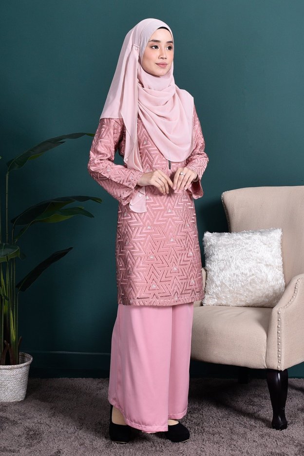 Baju Kurung Lace Adrina - Ballerina Pink