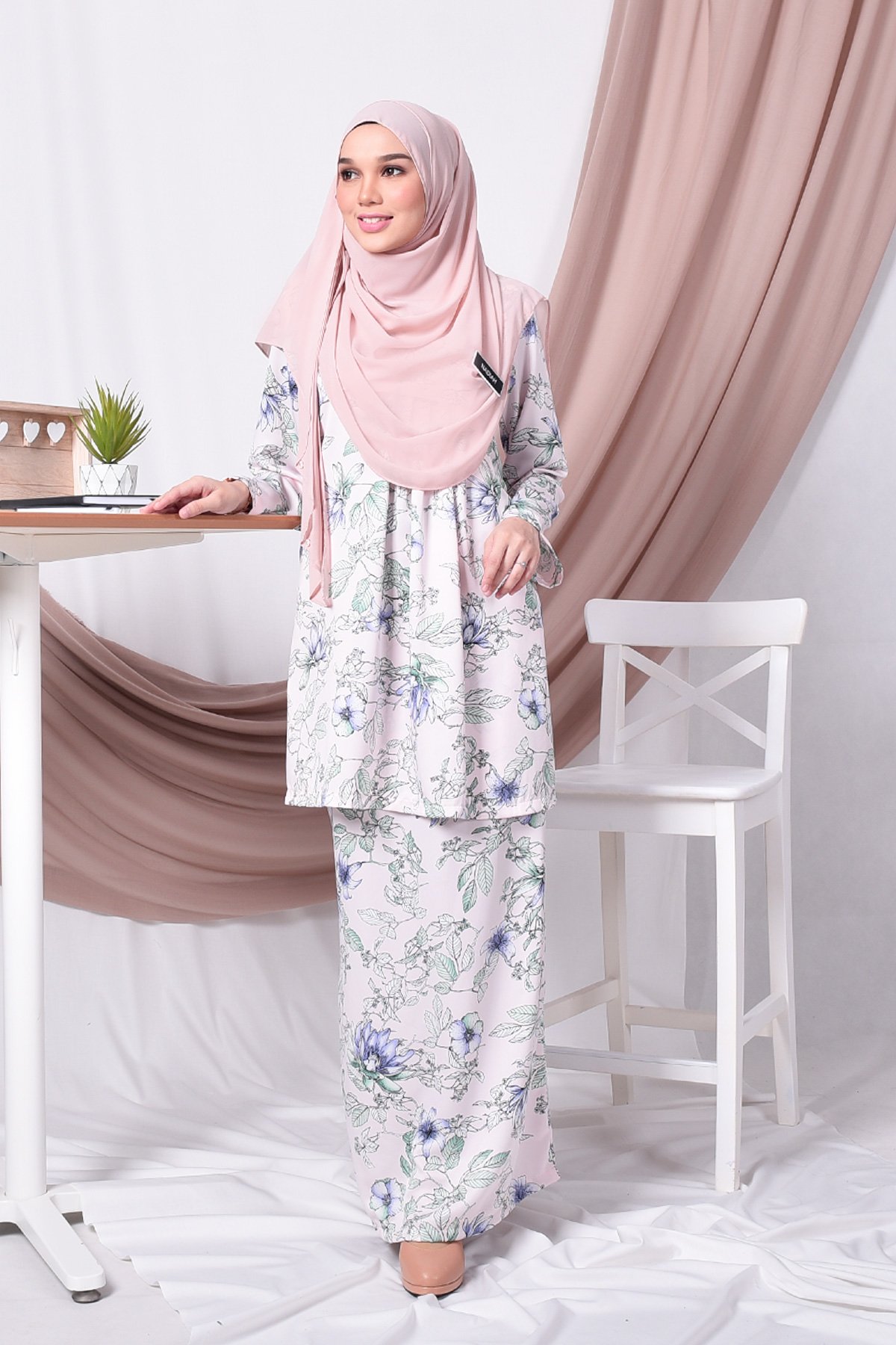 Baju Kurung Pleated Amina - Pink