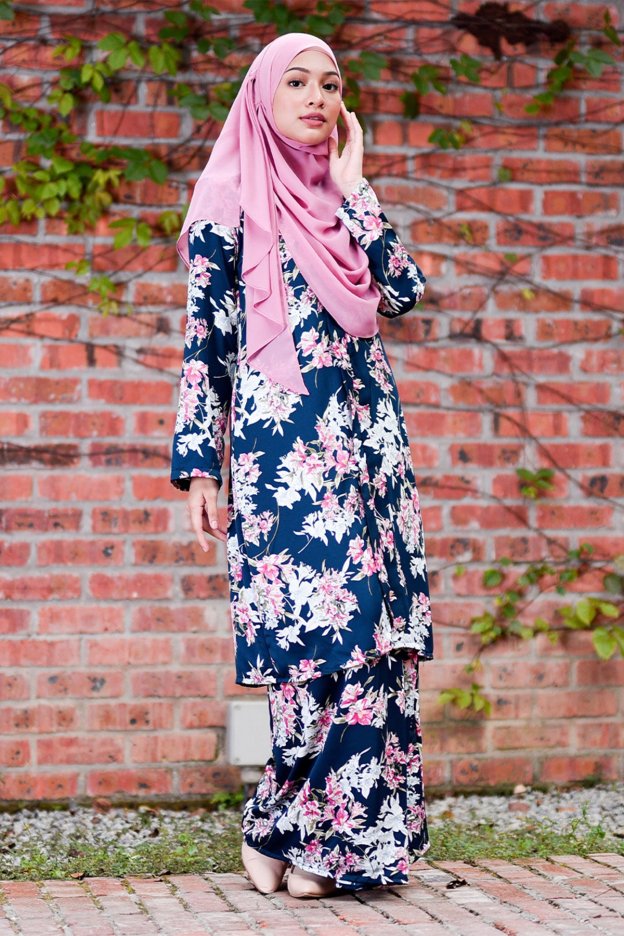 Baju Kebarung Atiya - Navy Blue