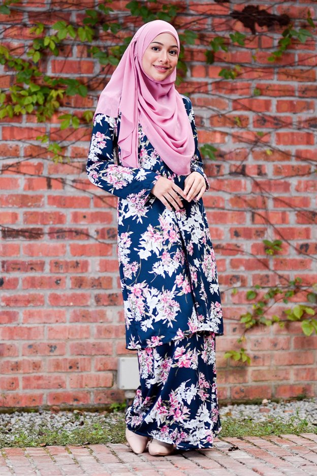 Baju Kebarung Atiya - Navy Blue