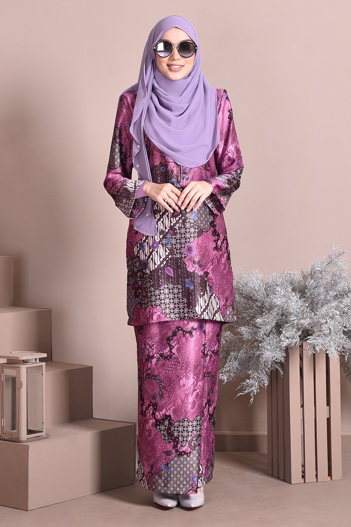 Baju Kurung Batik Satin Silk Narisa - Candy Pink