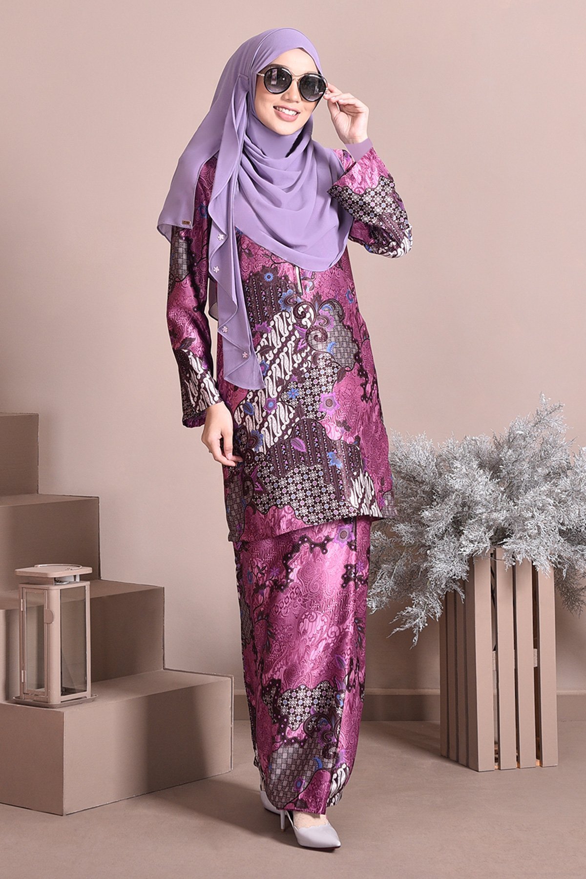 Baju Kurung Batik Satin Silk Narisa - Candy Pink