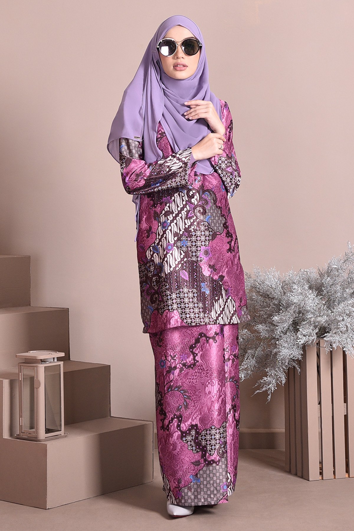 Baju Kurung Batik Satin Silk Narisa - Candy Pink