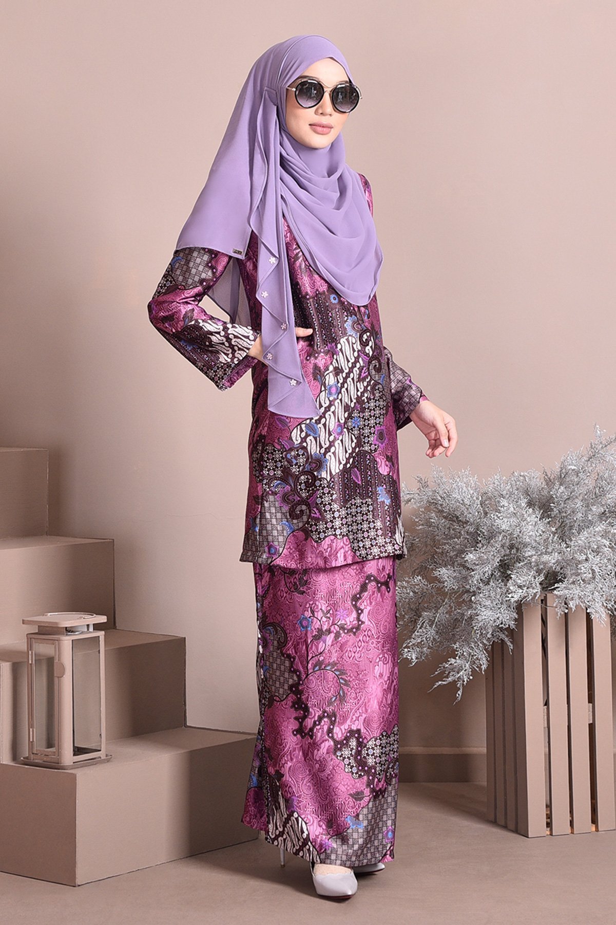 Baju Kurung Batik Satin Silk Narisa - Candy Pink