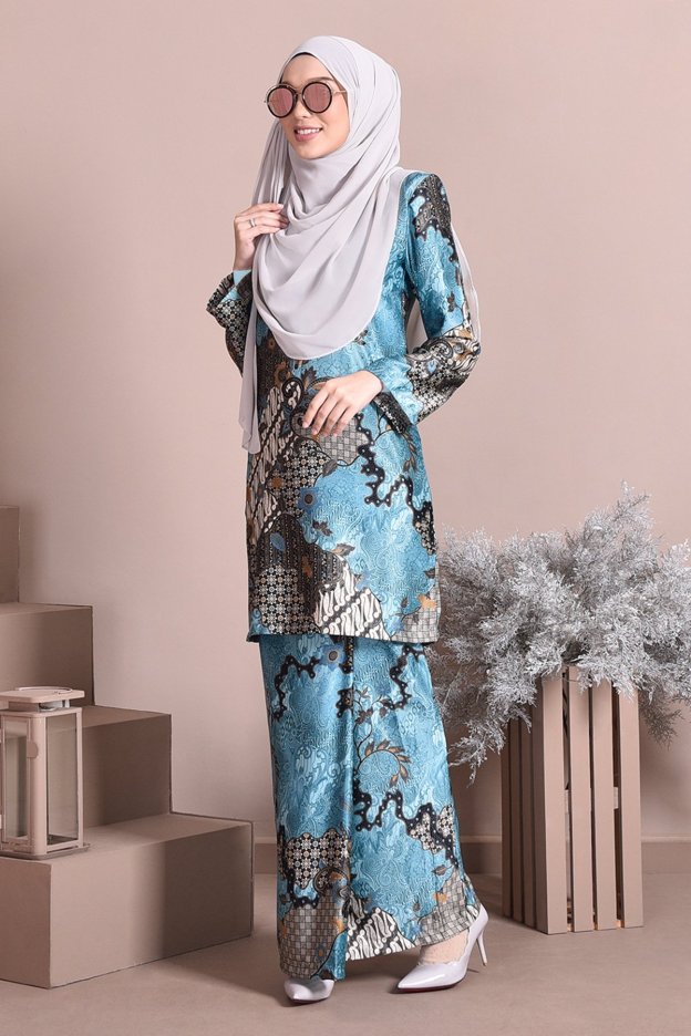 Baju Kurung Batik Satin Silk Narisa - Ice Mint