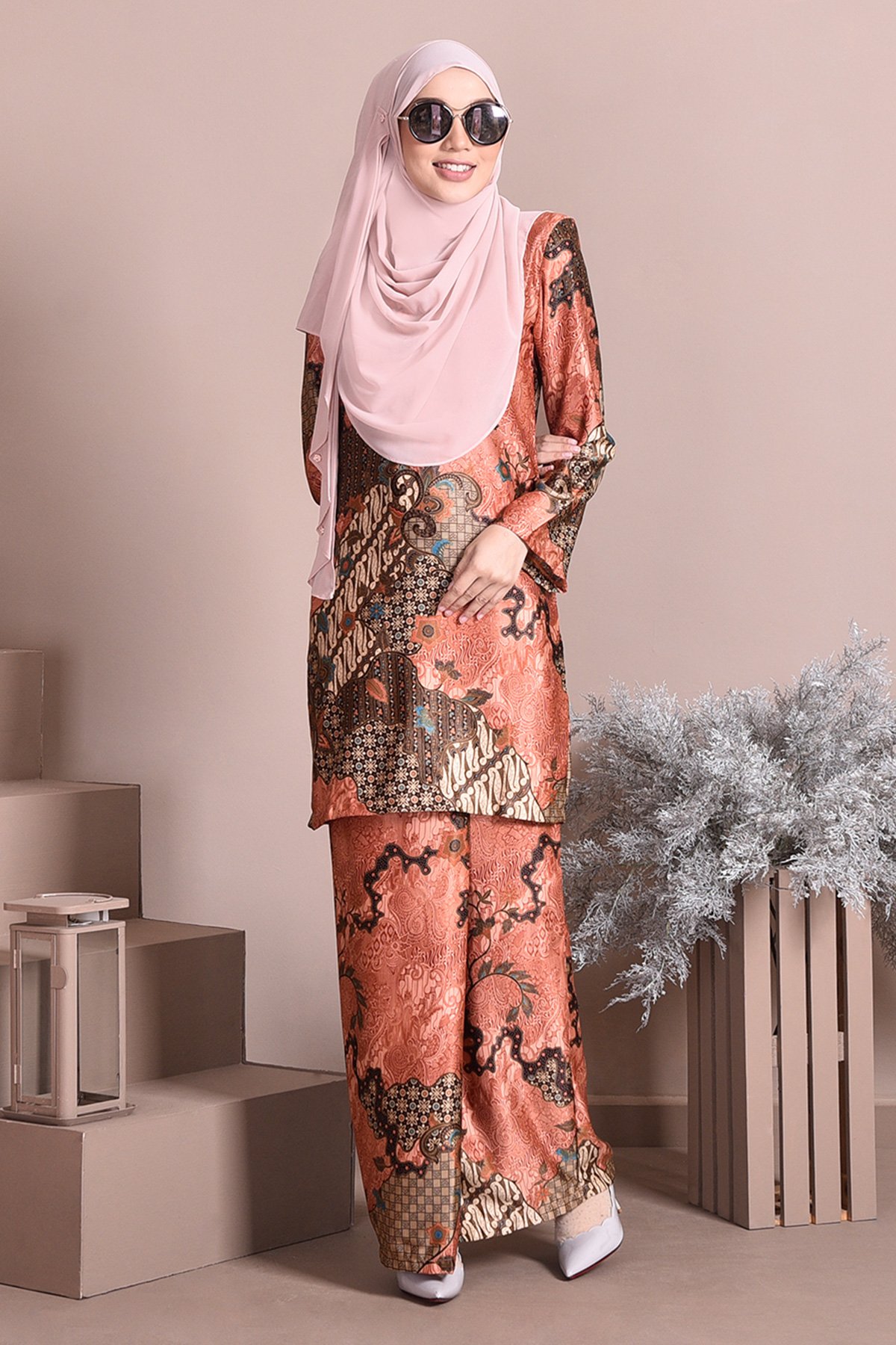 Baju Kurung Batik Satin Silk Narisa - Mandarin Orange
