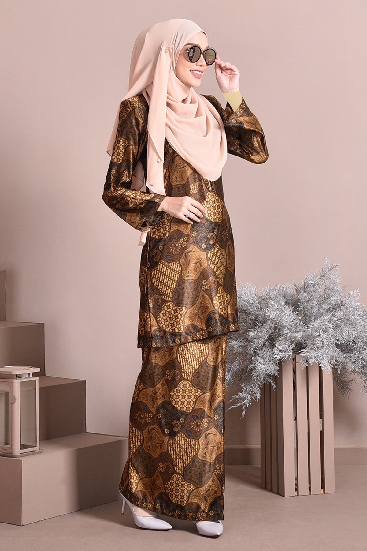 Baju Kurung Batik Satin Silk Nasiha - Honey Gold