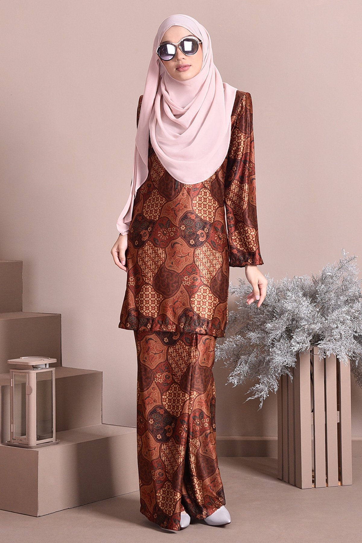 Baju Kurung Batik Satin Silk Nasiha - Spice Brown