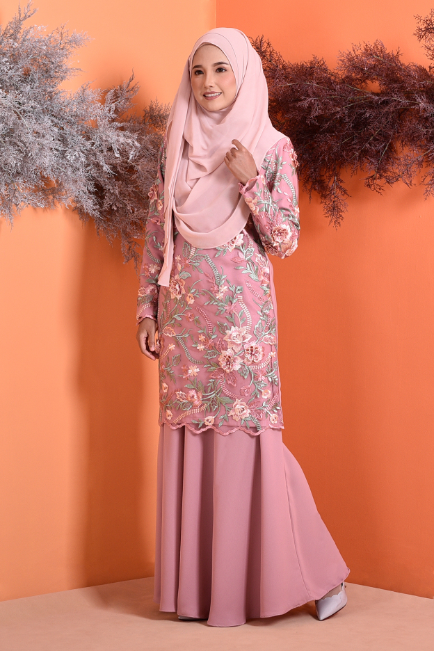 Baju Kurung Lace 3D Azura - Coral Pink