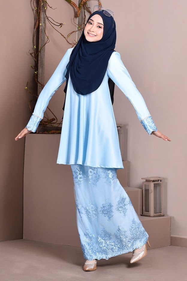 Baju Kurung Lace Avery - Ice Blue