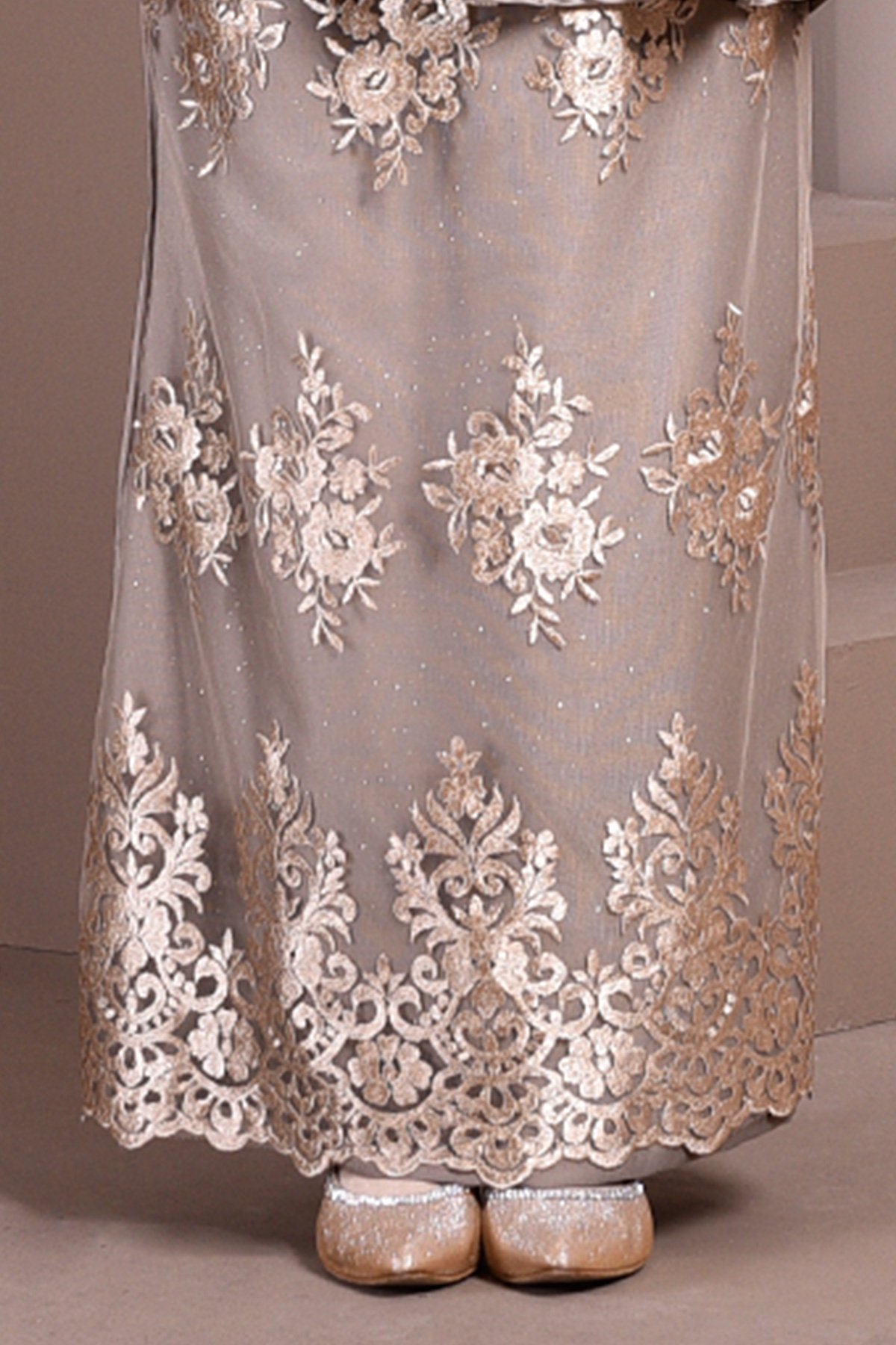 Baju Kurung Lace Avery - Silk Brown