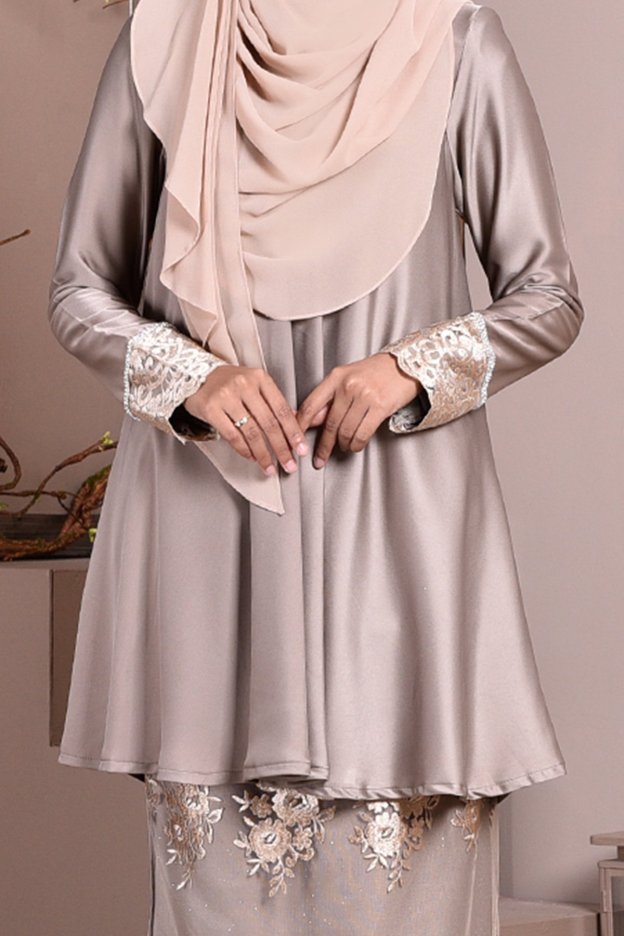 Baju Kurung Lace Avery - Silk Brown