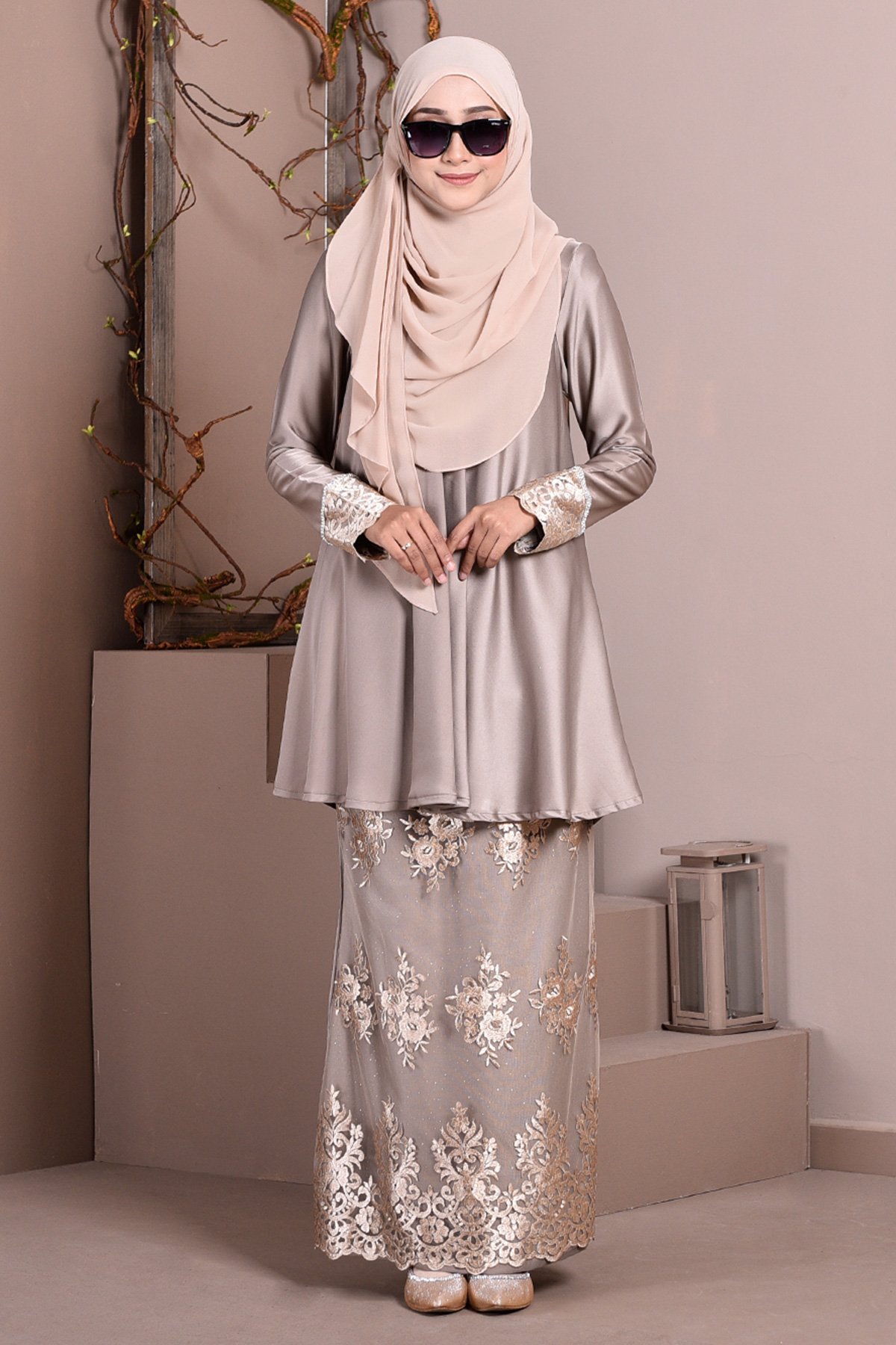 Baju Kurung Lace Avery - Silk Brown