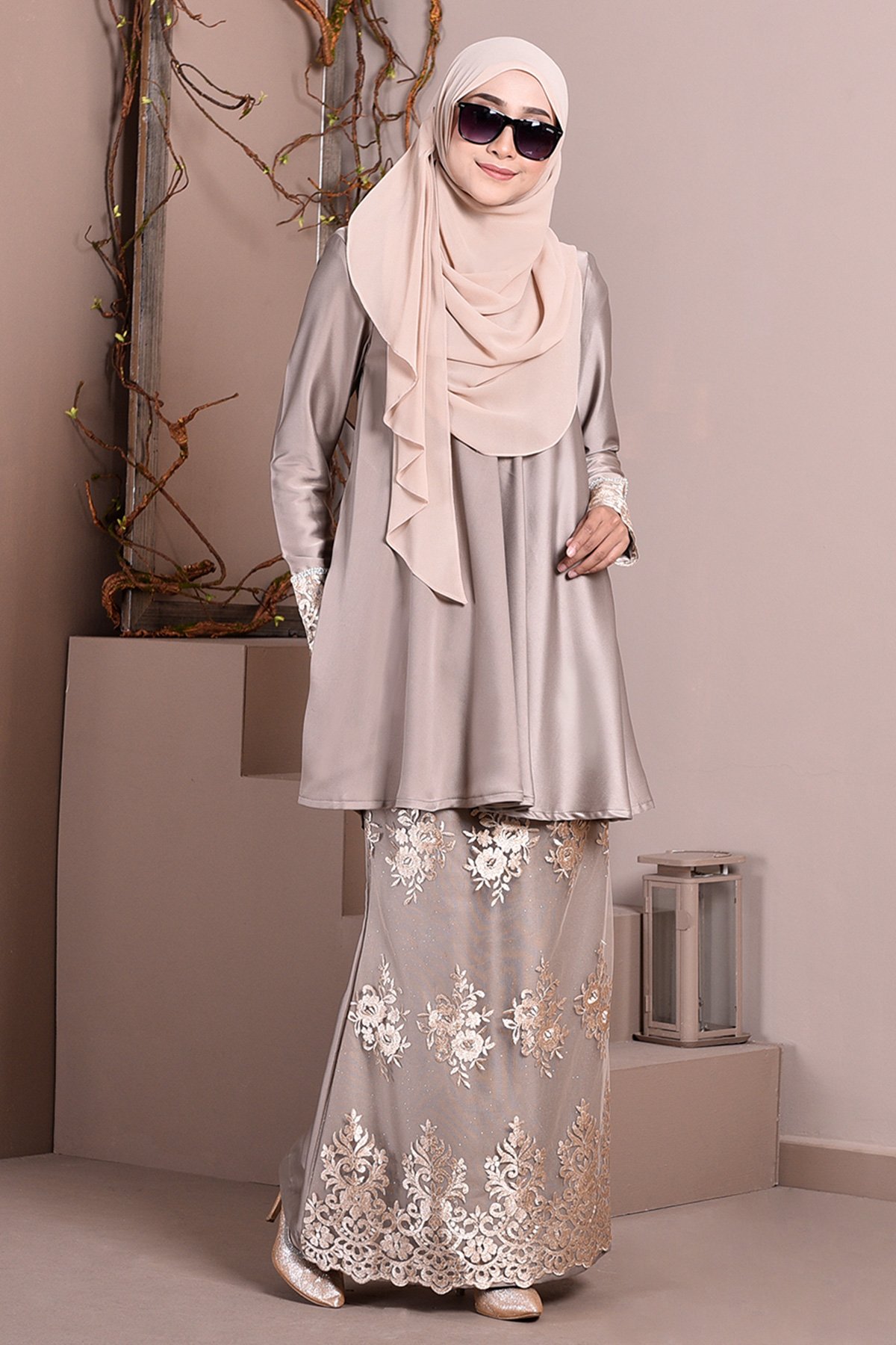Baju Kurung Lace Avery - Silk Brown