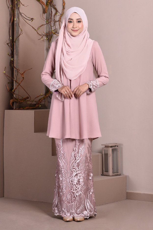 Baju Kurung Lace Aveth - Blusher Pink