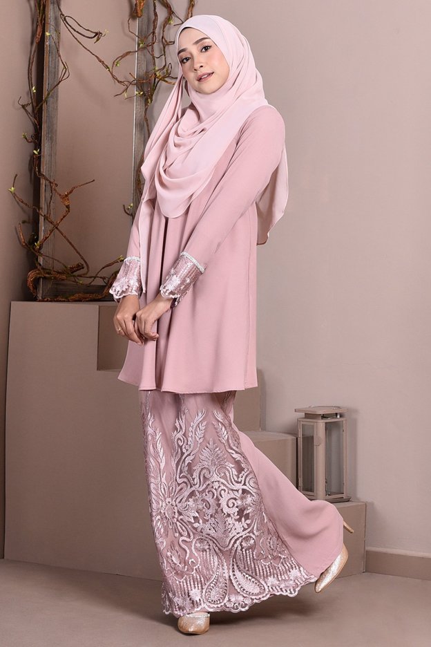 Baju Kurung Lace Aveth - Blusher Pink