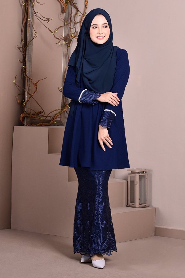 Baju Kurung Lace Aveth - Navy Blue