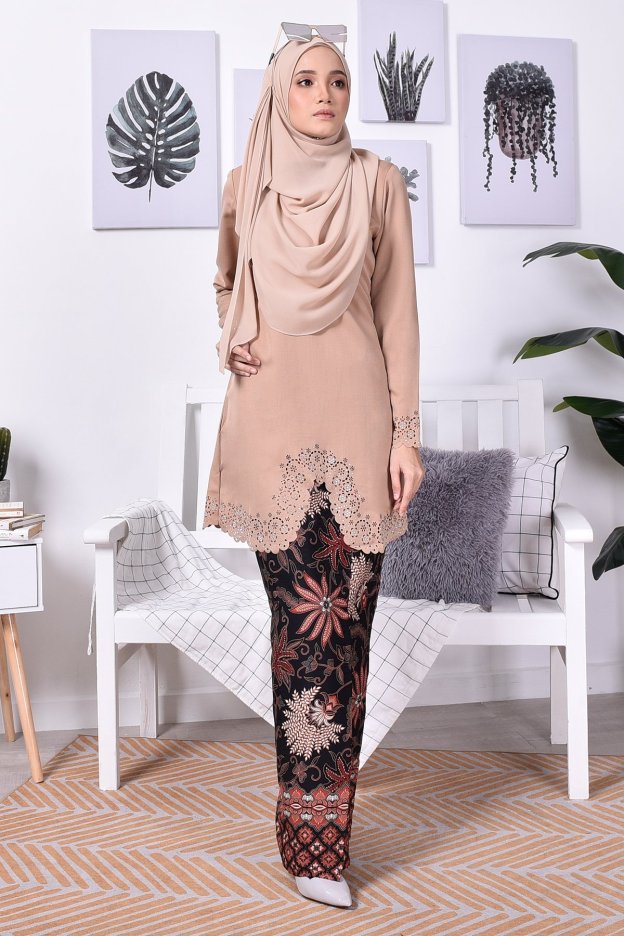Baju Kurung Batik Moden Lasercut Nasim - Milk Tea