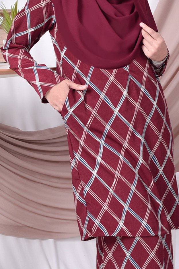 Baju Kurung Moden Tessa - Red