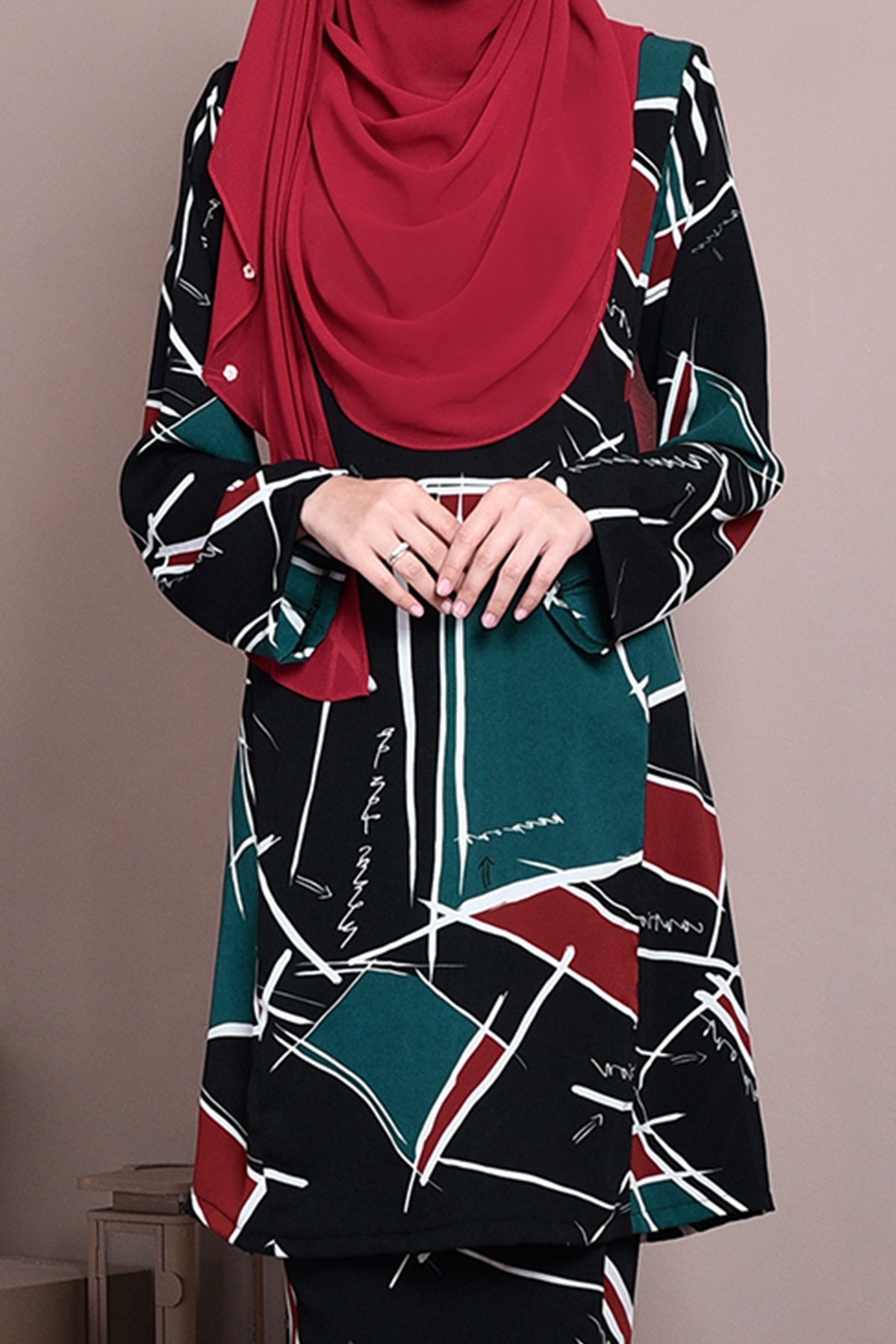 Baju Kurung Puteri Pahang Patricia - Emerald Green