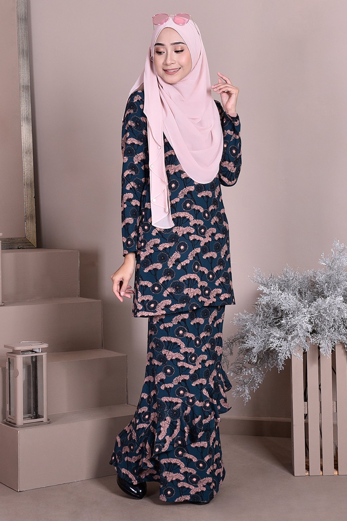 Baju Kurung Ruffle Anna - Forest Green