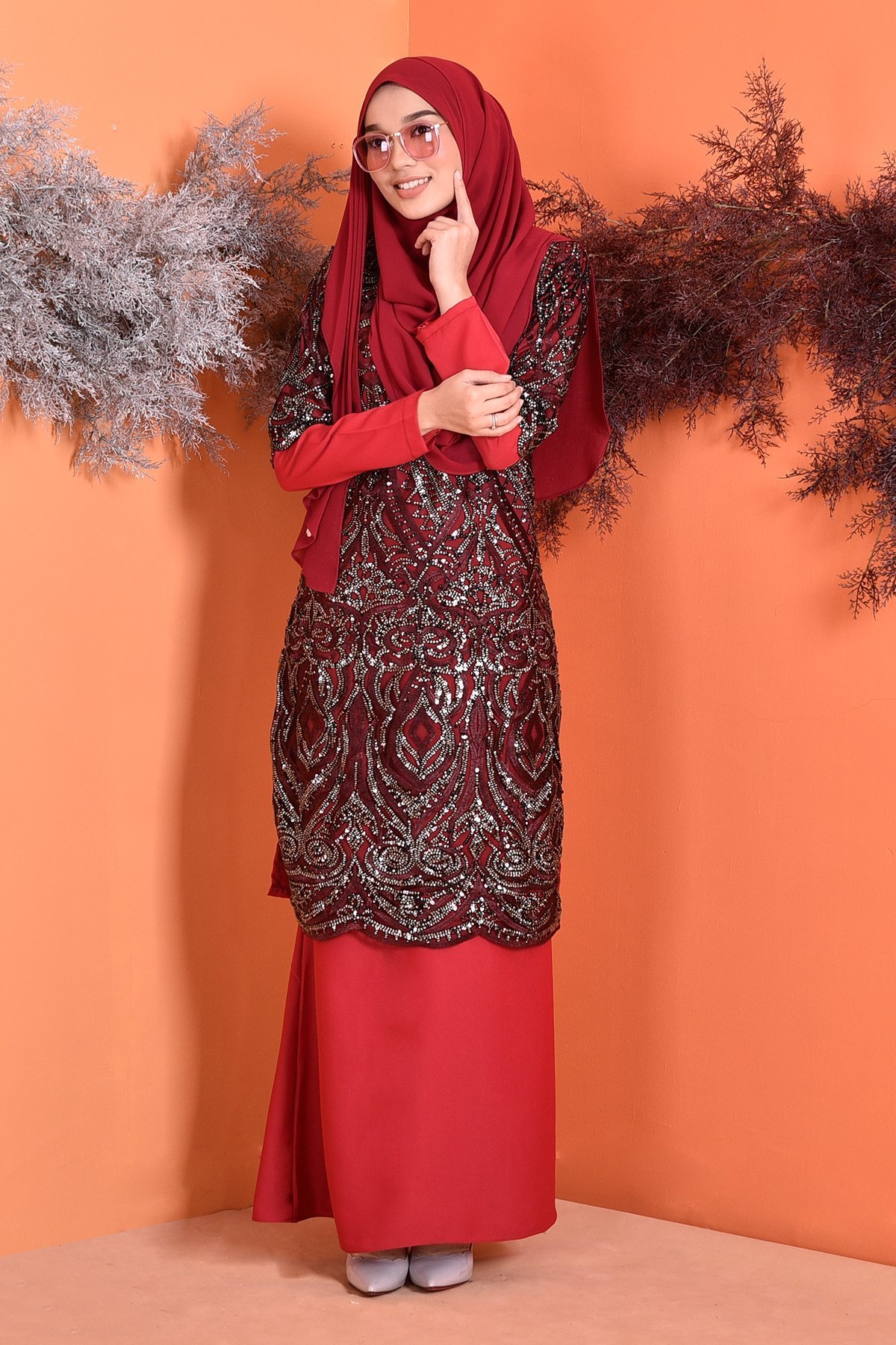 Baju Kurung Lace Sequin Jazlyn - Cherry Red