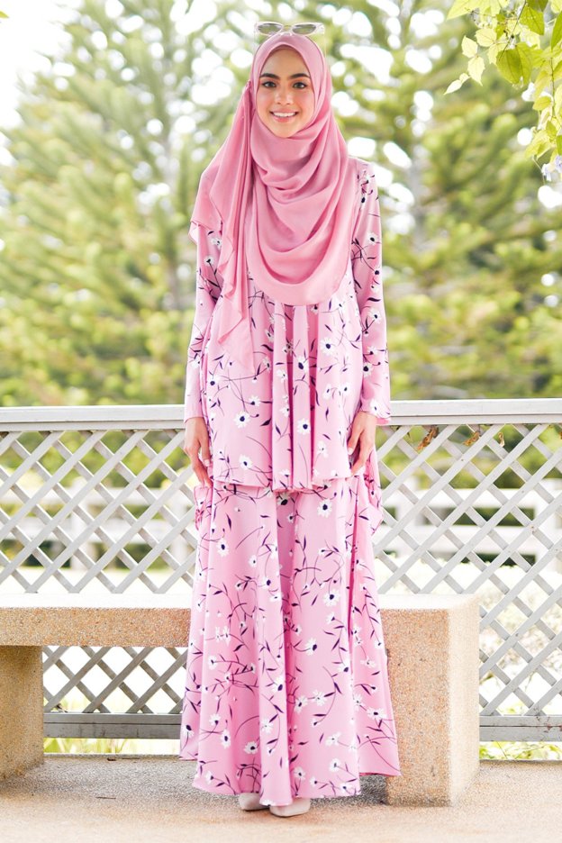 Baju Kurung Suit Hazami - Flower Pink