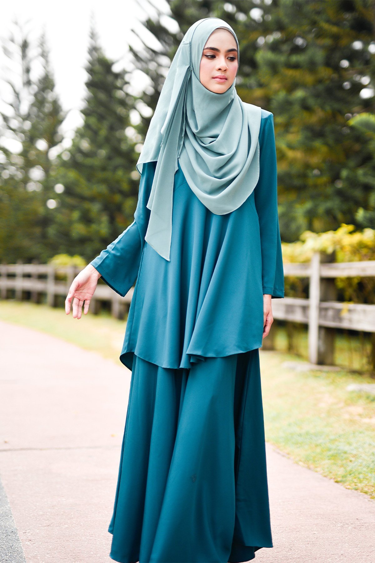 Baju Kurung Suit Hazana - Green