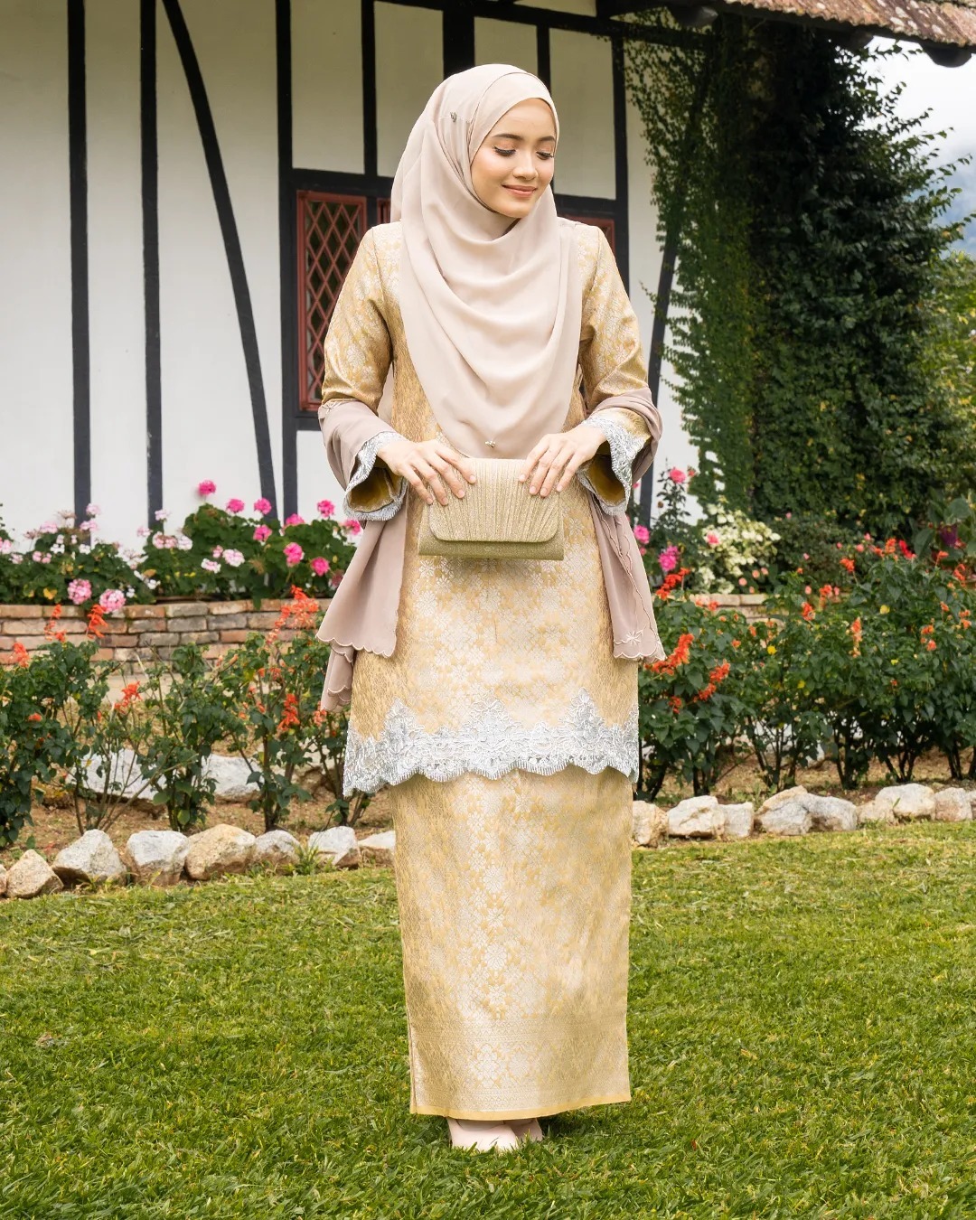 Baju Kurung Moden Lace Songket Ramadhani