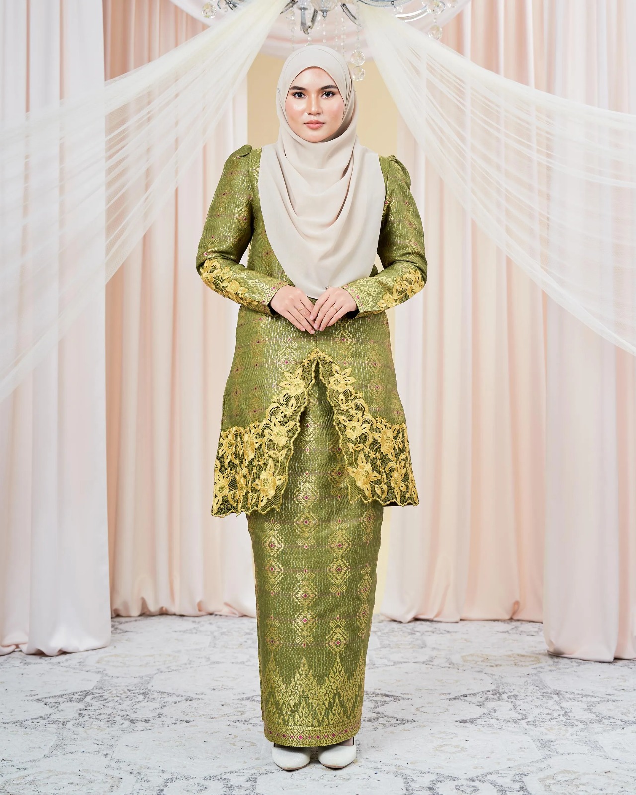 Baju Kebarung Sulam Songket Audrina