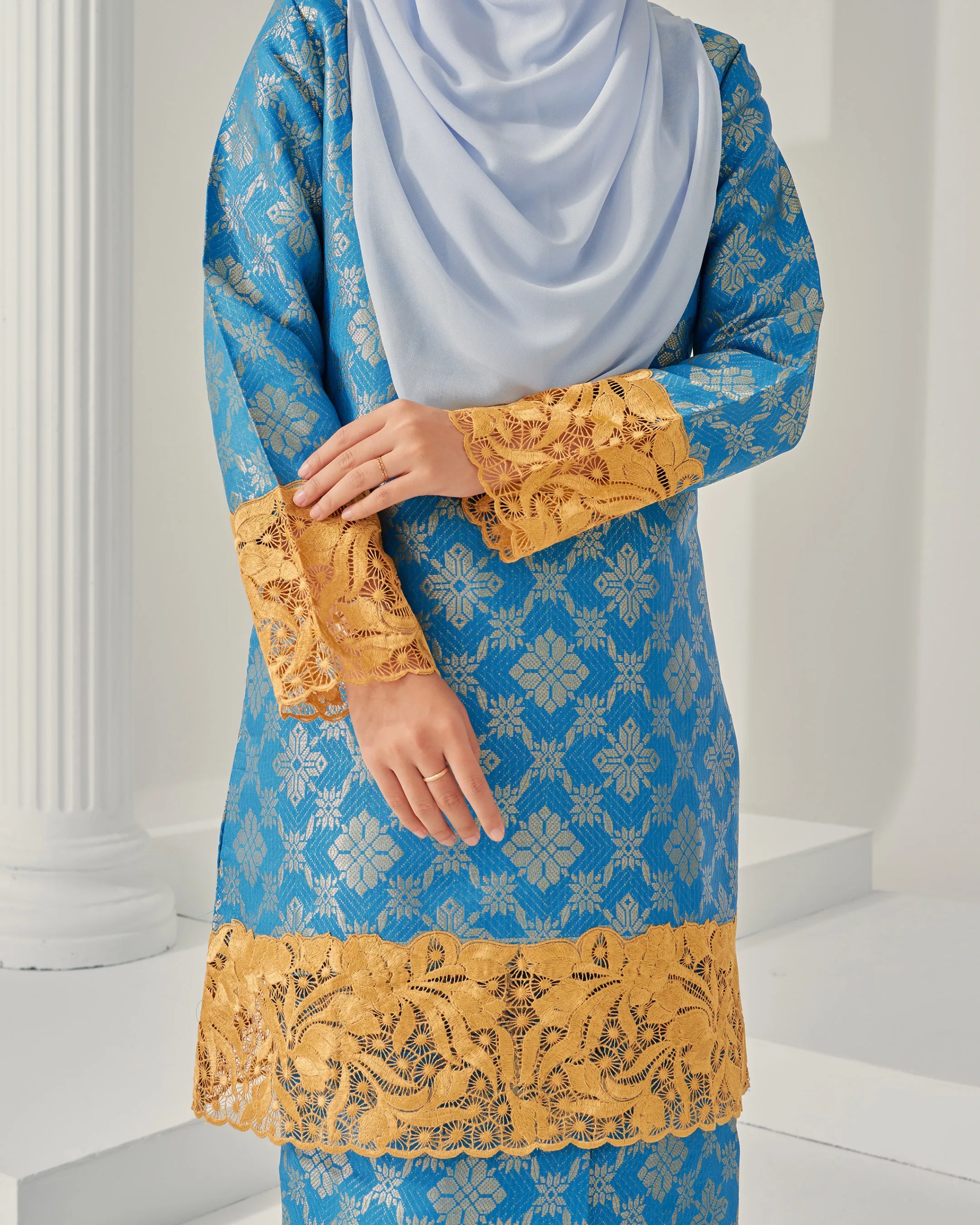 Baju Kurung Songket Adriani