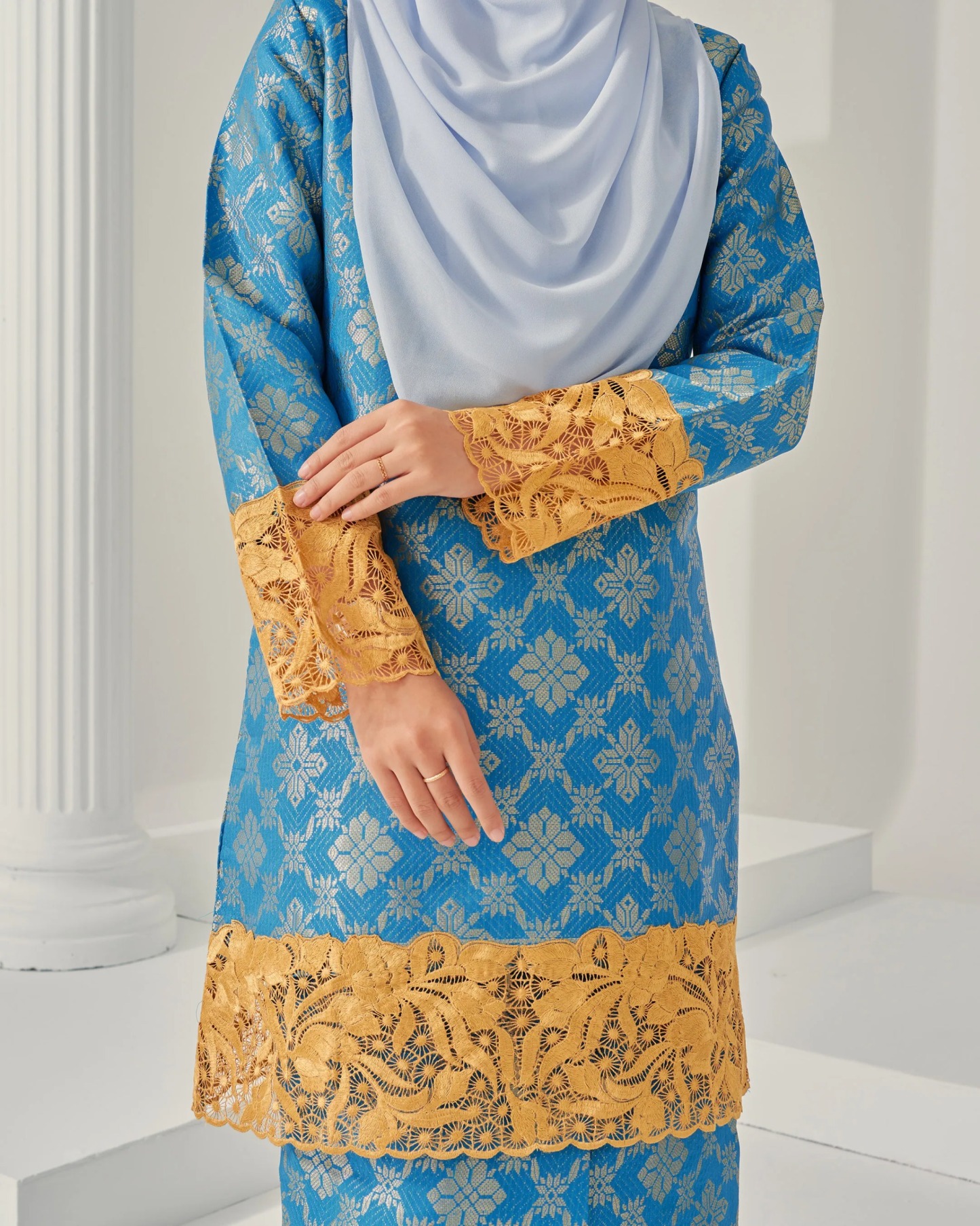Baju Kurung Songket Adriani