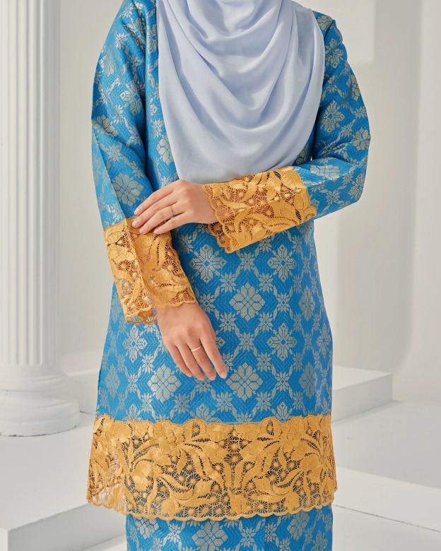 Baju Kurung Songket Adriani