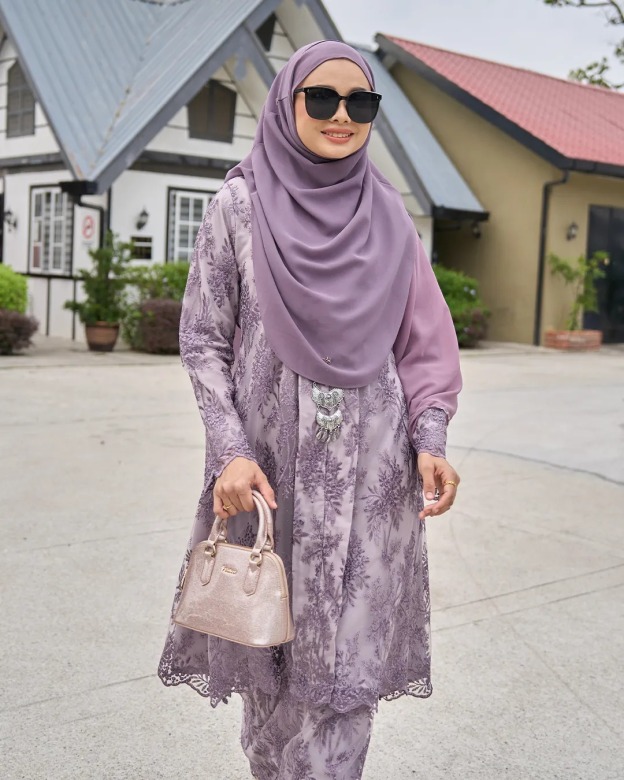 Baju Kebarung Lace Ardina
