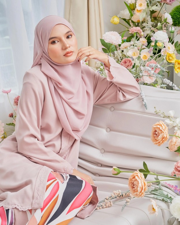 Baju Kebarung Sulam Alice