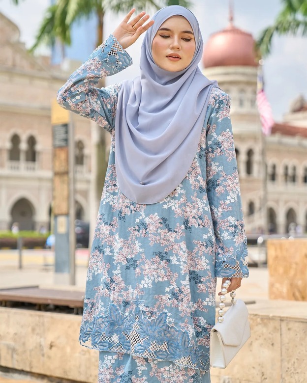 Baju Kurung Sulam Aylin